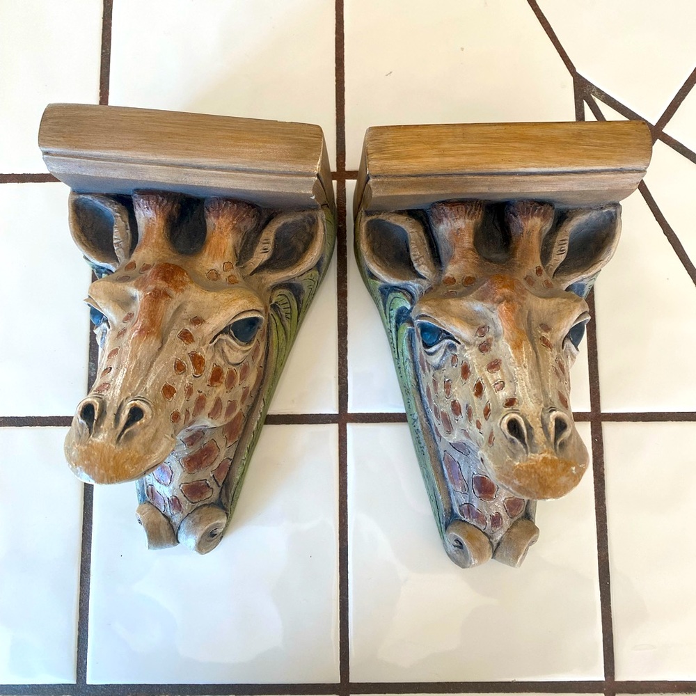 Vintage Giraffe Wall Mount Shelves